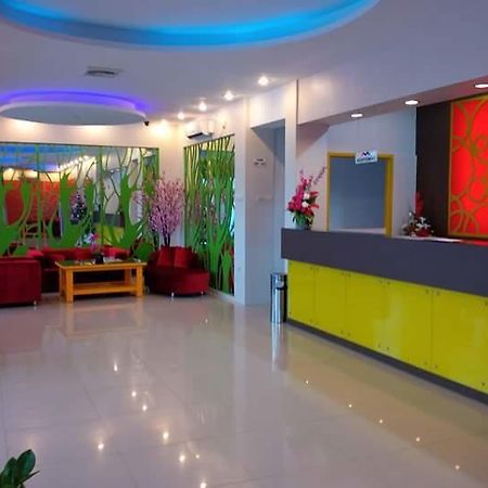 ホテルWisma Asiatique プカンバル エクステリア 写真